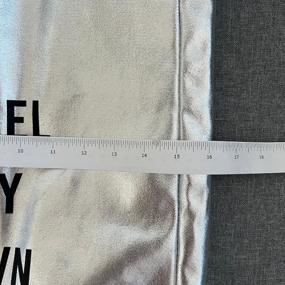 SOLD The Herschel Supply Co Unique Silver Tote Bag - Picture 4 of 11